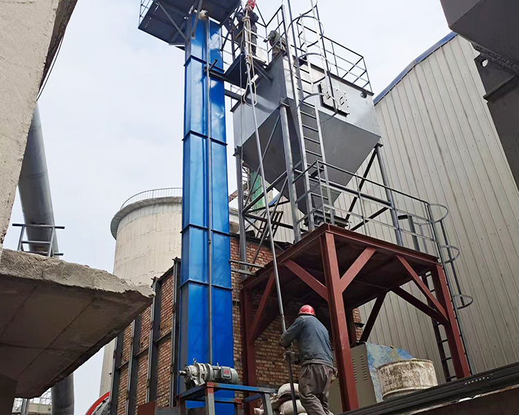 宁夏百力德矿砂线提升机